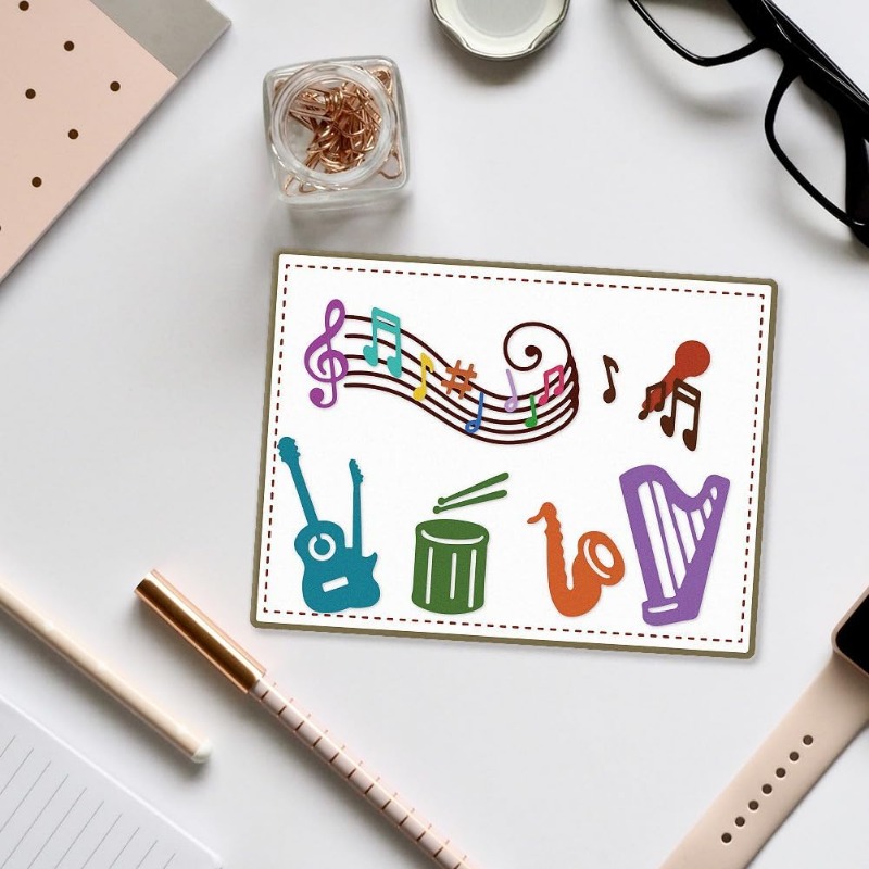 Nota Musical corte morre para  - Blank Sheet Music Notebook avaliação e preço